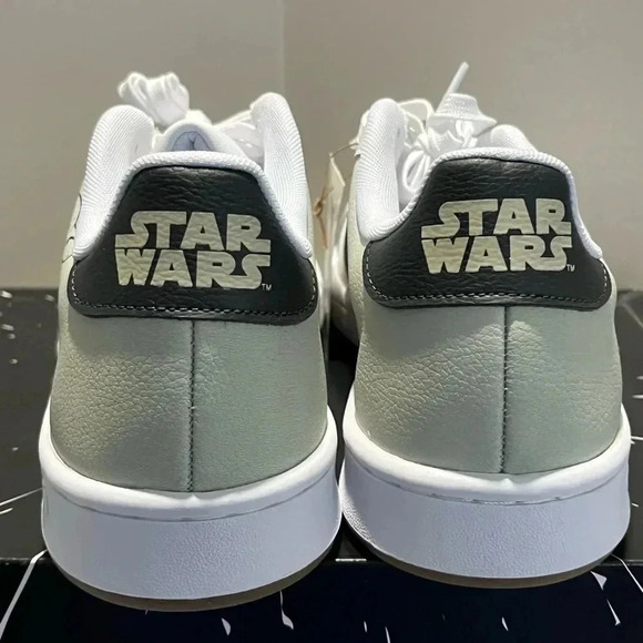 Host Pick Adidas x Star  Wars Grand Court Baby Yoda - Picture 12 of 15